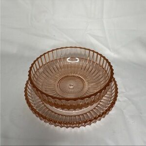 Elegant Pink Ribbed Glass Bowl Set